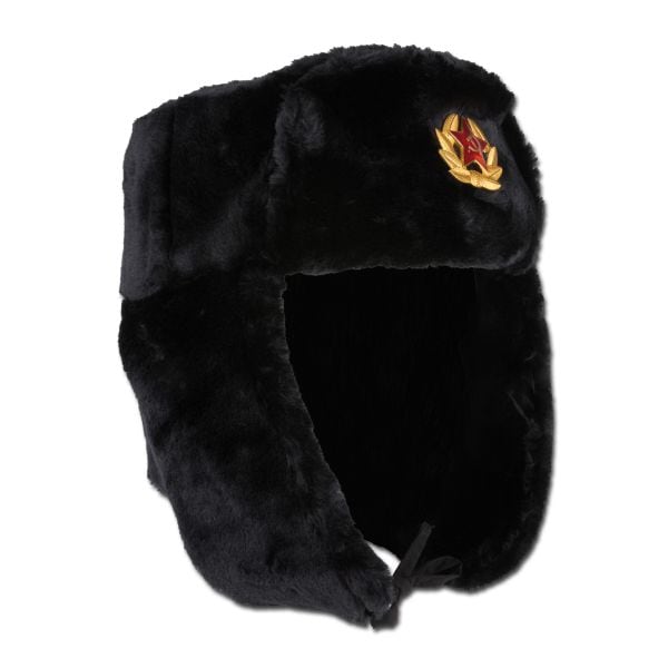 Cappello di pelliccia russo con distintivo nero
